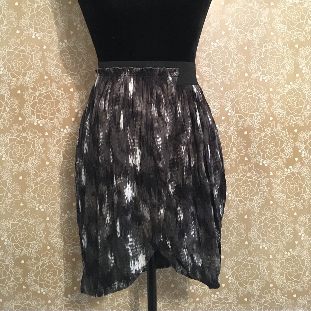 Funky wrap skirt.